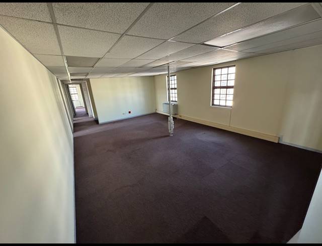 673M² OFFICE TO LET IN EASTGATE